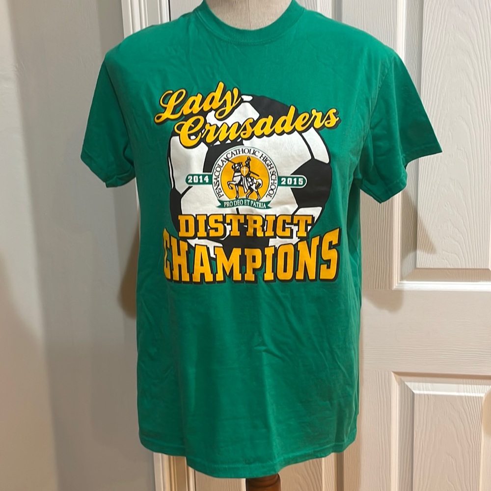 T-shirt Lady Crusaders soccer champions Green shirt sleeve women’s size medium M